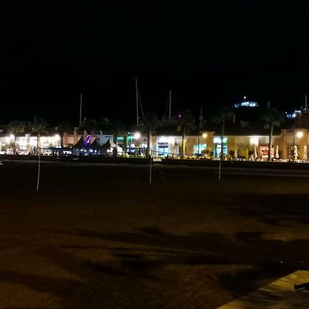 Apartamento En El Centro Del Puerto De Mazarron公寓 外观 照片