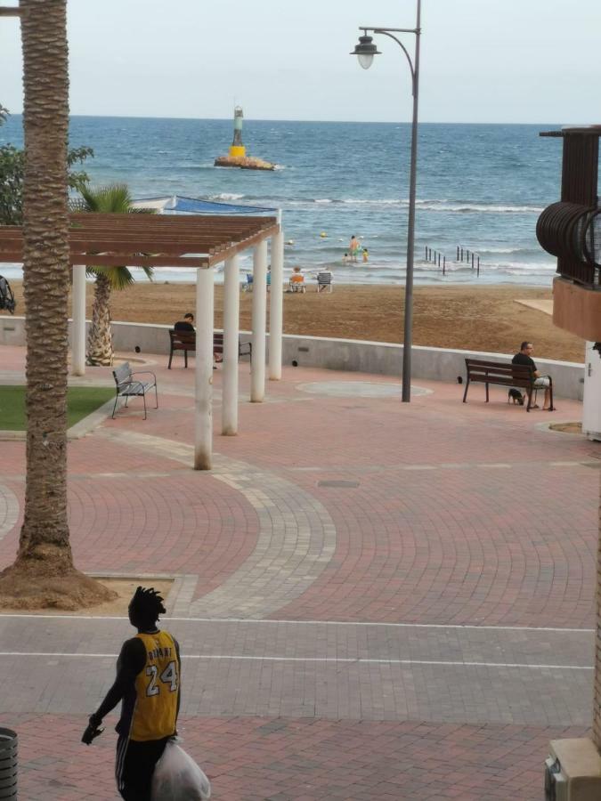 Apartamento En El Centro Del Puerto De Mazarron公寓 外观 照片