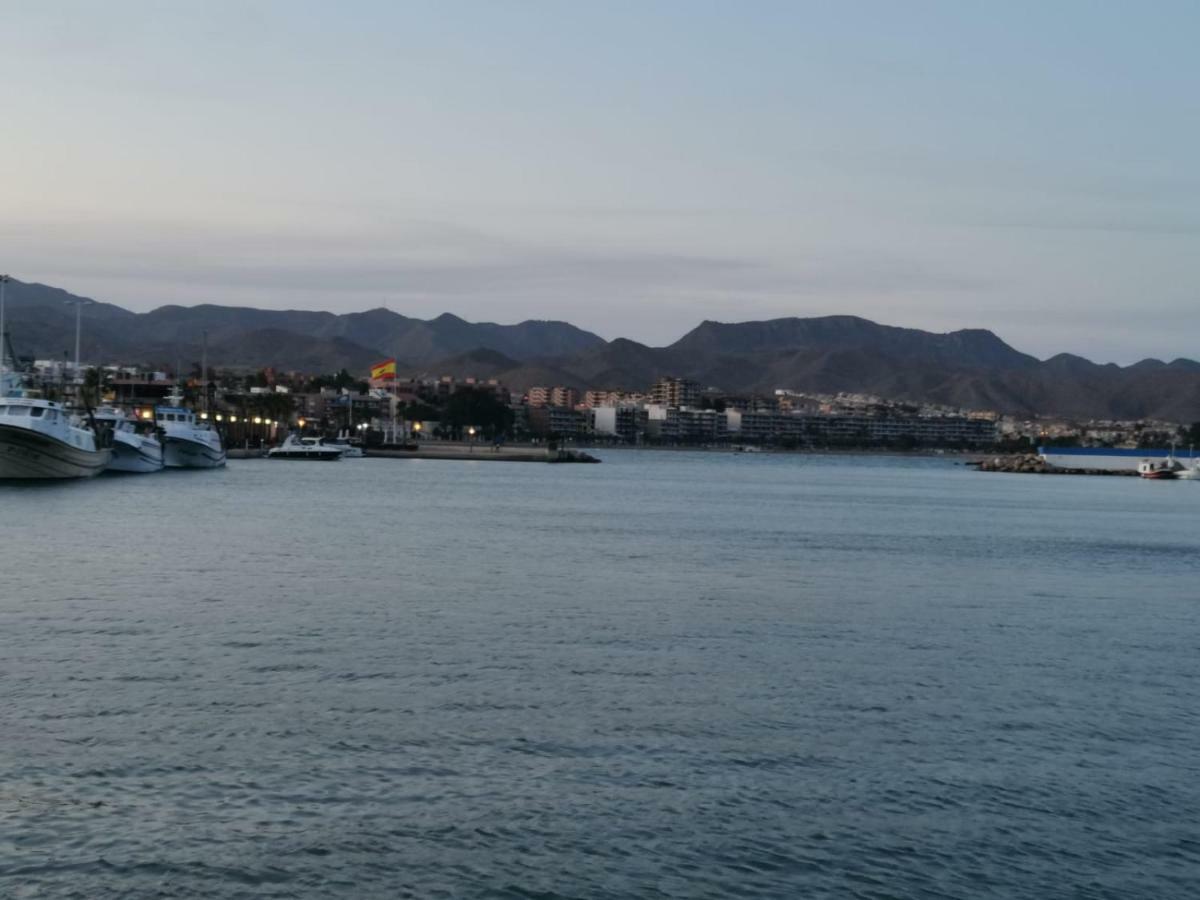 Apartamento En El Centro Del Puerto De Mazarron公寓 外观 照片